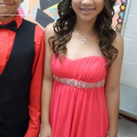 strapless hi-low dress💗 - Picture 2 of 8